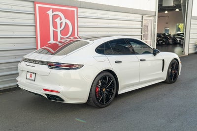 2018 Porsche Panamera Turbo