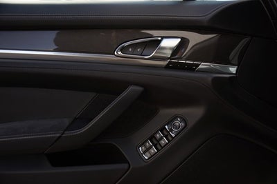 2015 Porsche Panamera GTS