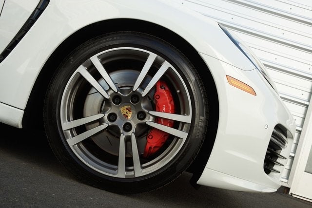 2015 Porsche Panamera GTS