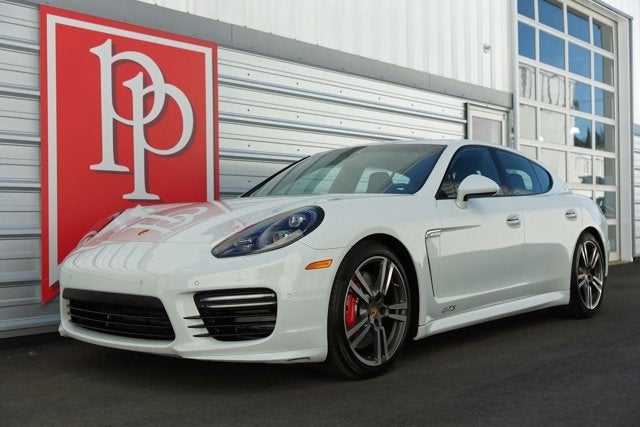 2015 Porsche Panamera GTS