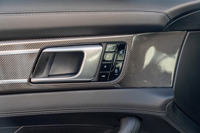 2017 Porsche Panamera Turbo