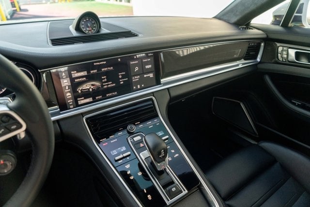 2017 Porsche Panamera Turbo