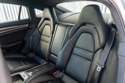 2017 Porsche Panamera Turbo