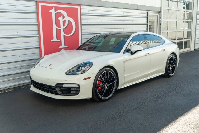 2017 Porsche Panamera Turbo