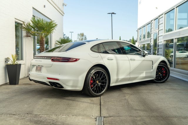 2017 Porsche Panamera Turbo