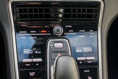 2017 Porsche Panamera Turbo