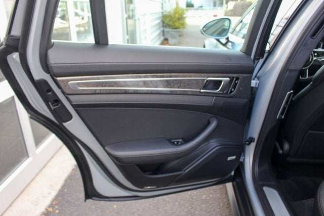 2017 Porsche Panamera Turbo