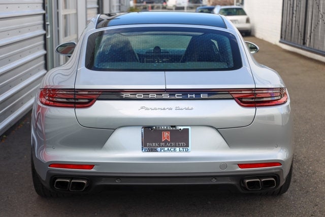 2017 Porsche Panamera Turbo