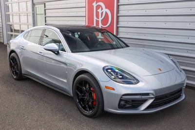2017 Porsche Panamera Turbo