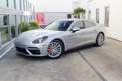 2017 Porsche Panamera Turbo
