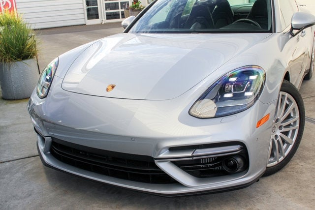 2017 Porsche Panamera Turbo