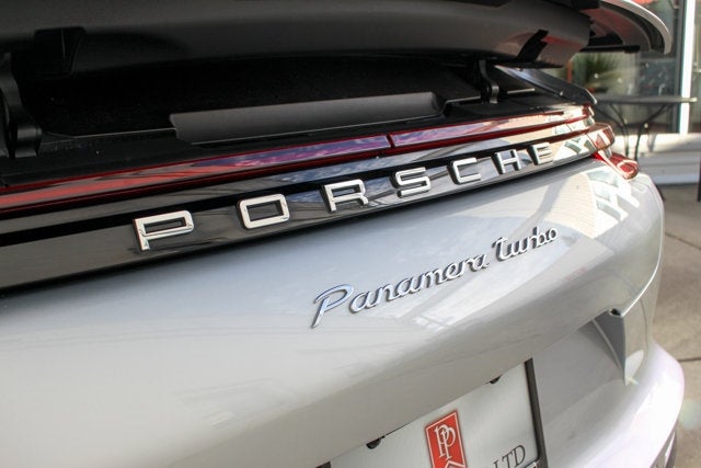 2017 Porsche Panamera Turbo