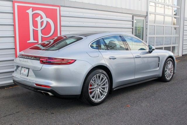 2017 Porsche Panamera Turbo