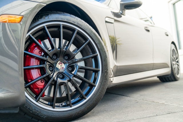 2013 Porsche Panamera GTS