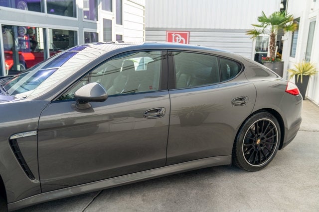 2013 Porsche Panamera GTS
