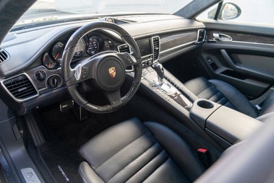 2013 Porsche Panamera GTS