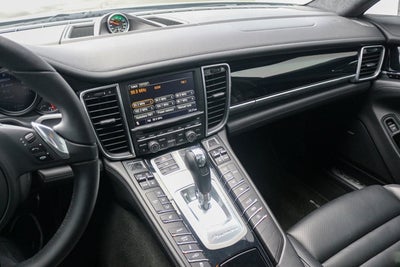 2013 Porsche Panamera GTS