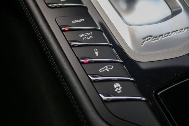 2013 Porsche Panamera GTS