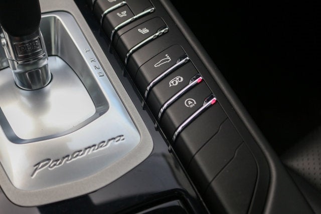 2013 Porsche Panamera GTS