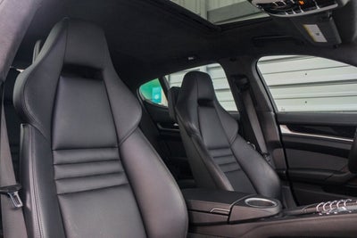 2013 Porsche Panamera GTS