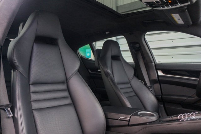 2013 Porsche Panamera GTS