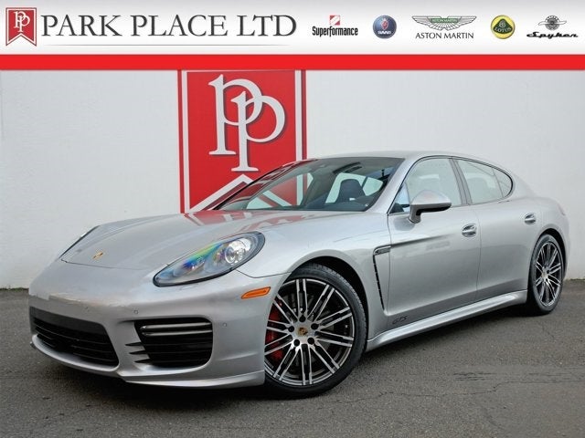 2015 Porsche Panamera GTS