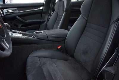 2015 Porsche Panamera GTS