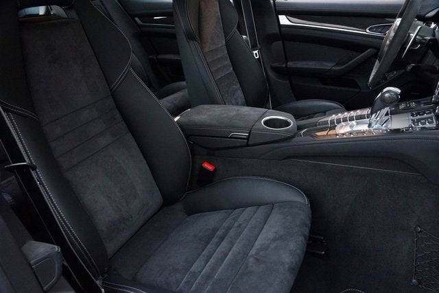 2015 Porsche Panamera GTS