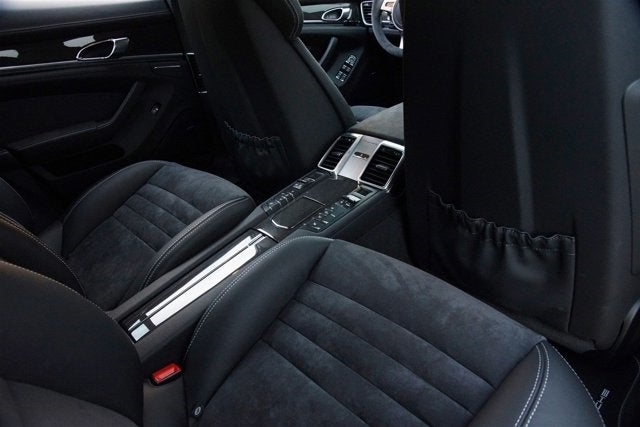 2015 Porsche Panamera GTS