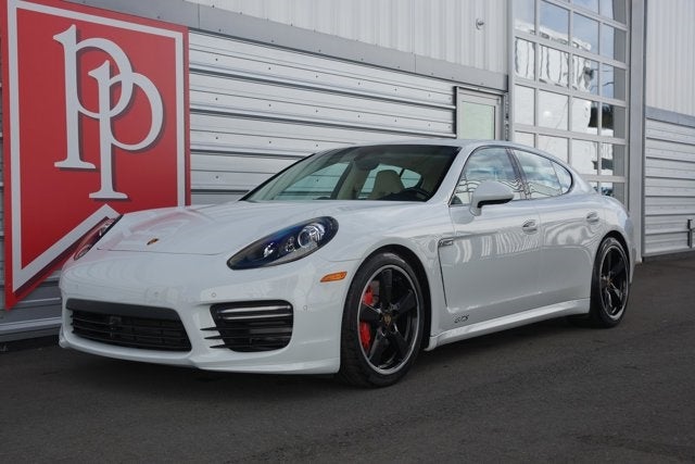 2016 Porsche Panamera GTS