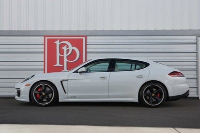 2016 Porsche Panamera GTS