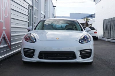 2016 Porsche Panamera GTS