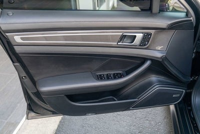 2020 Porsche Panamera GTS