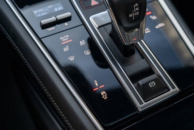 2020 Porsche Panamera GTS