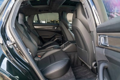 2020 Porsche Panamera GTS