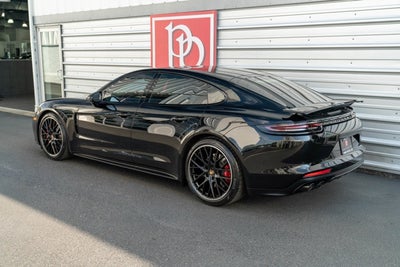 2020 Porsche Panamera GTS