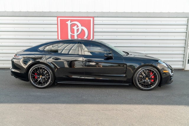 2020 Porsche Panamera GTS