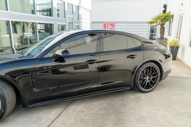 2020 Porsche Panamera GTS