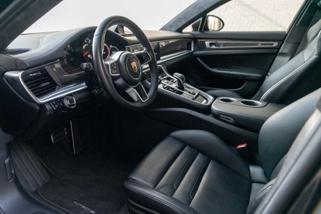 2020 Porsche Panamera GTS