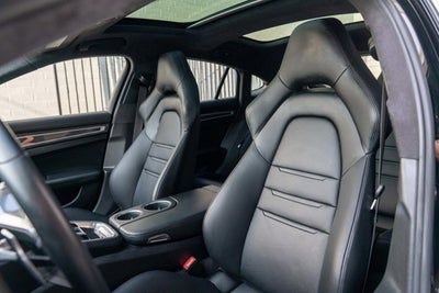 2020 Porsche Panamera GTS