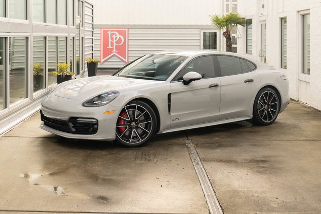 2020 Porsche Panamera GTS
