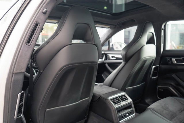 2020 Porsche Panamera GTS