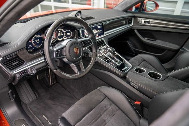 2020 Porsche Panamera GTS