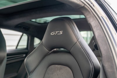 2020 Porsche Panamera GTS