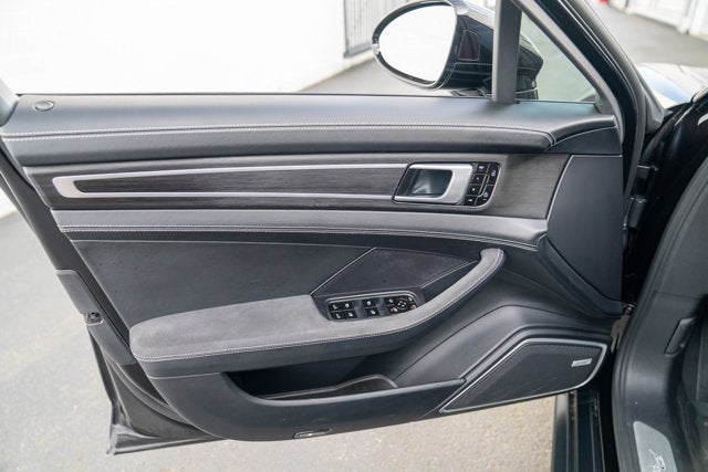 2020 Porsche Panamera GTS