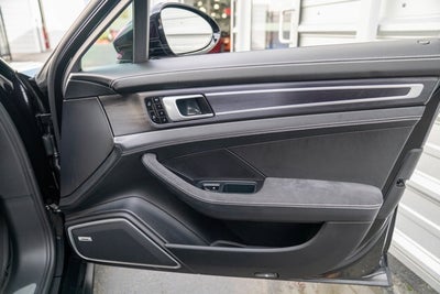 2020 Porsche Panamera GTS