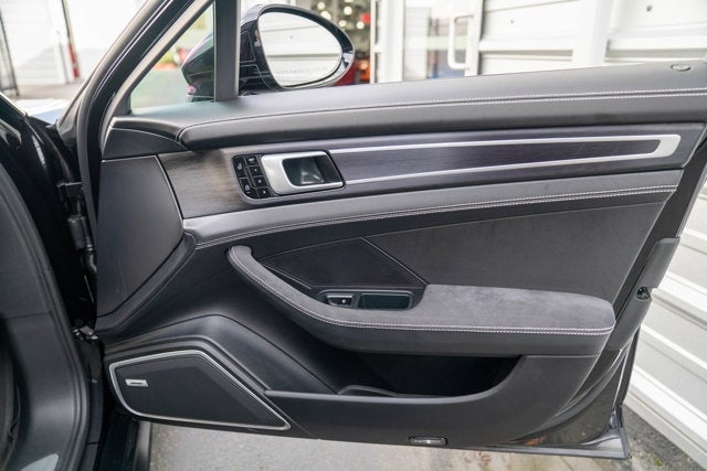 2020 Porsche Panamera GTS