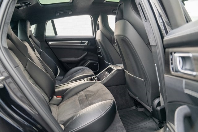 2020 Porsche Panamera GTS