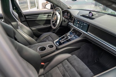 2020 Porsche Panamera GTS