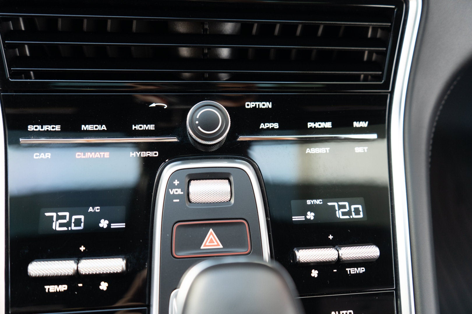 2018 Porsche Panamera Turbo S E-Hybrid